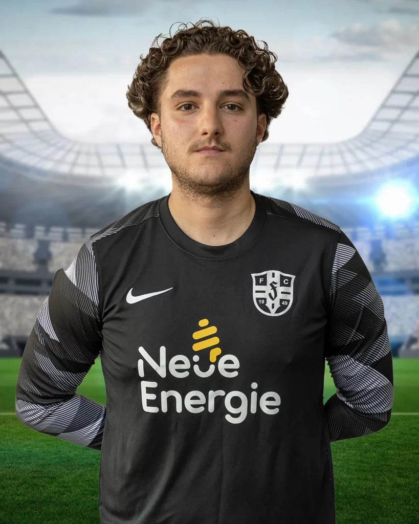 Goezuebueyuek Atakan